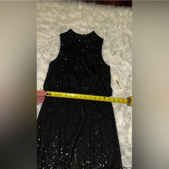 Eliza J Sequin Mock Neck Sleeveless BlousonFeather Trim Sheath Dress,  Size 6 - Picture 5 of 9